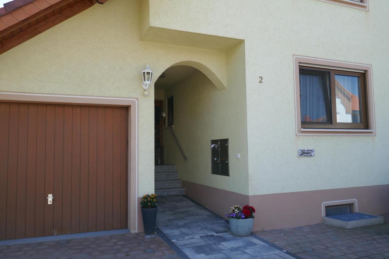Moderne 2 Zi - Fewo Weinbergliebe Am Tuniberg Zwischen Freiburg Und Frankreich Merdingen Exterior foto