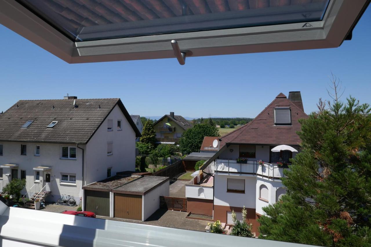 Moderne 2 Zi - Fewo Weinbergliebe Am Tuniberg Zwischen Freiburg Und Frankreich Merdingen Exterior foto